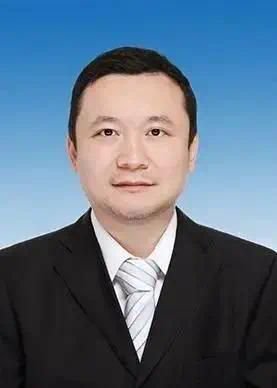 快牛策略 北大副校长任羽中投案，曾是四川省文科状元